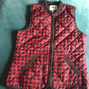 Checked Red and Black Vest with Sweater Collar